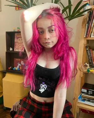 Luana Reinert content