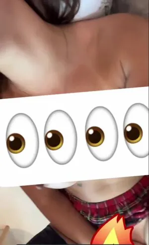 Letycia Soares content