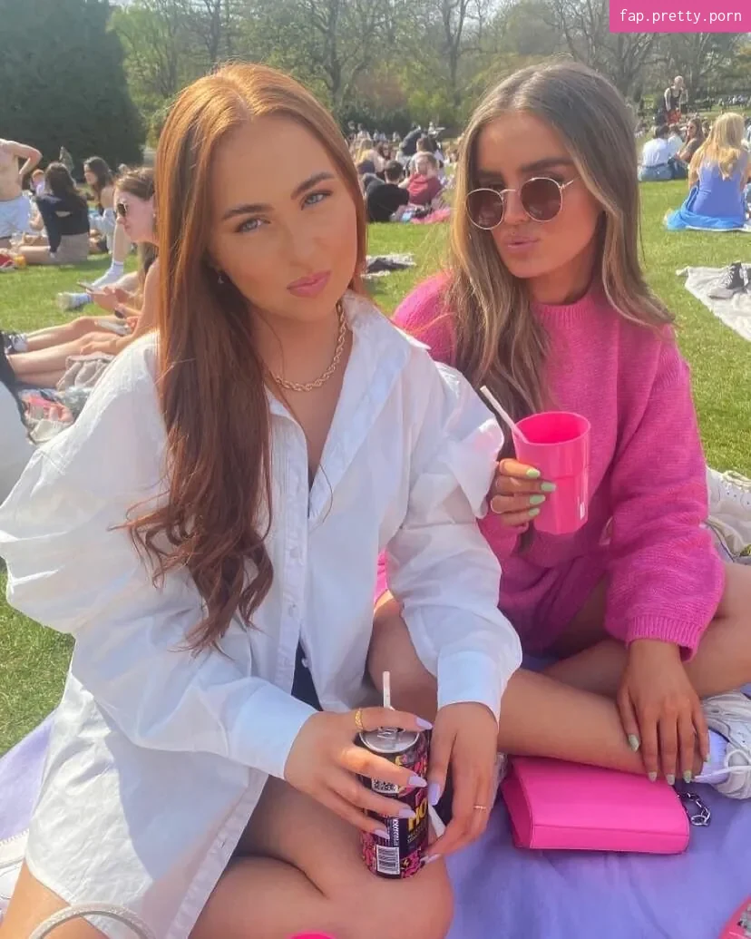 Lisa Sutherland - Photo #17