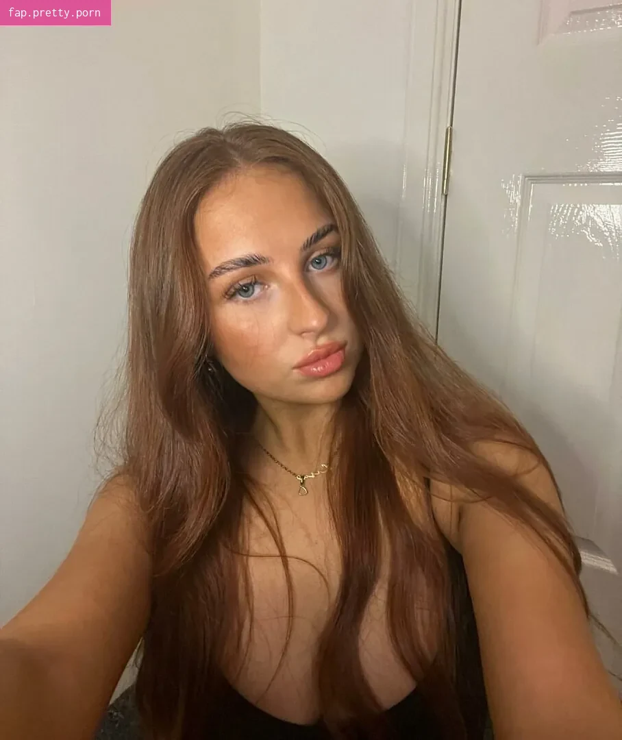 Lisa Sutherland - Photo #34