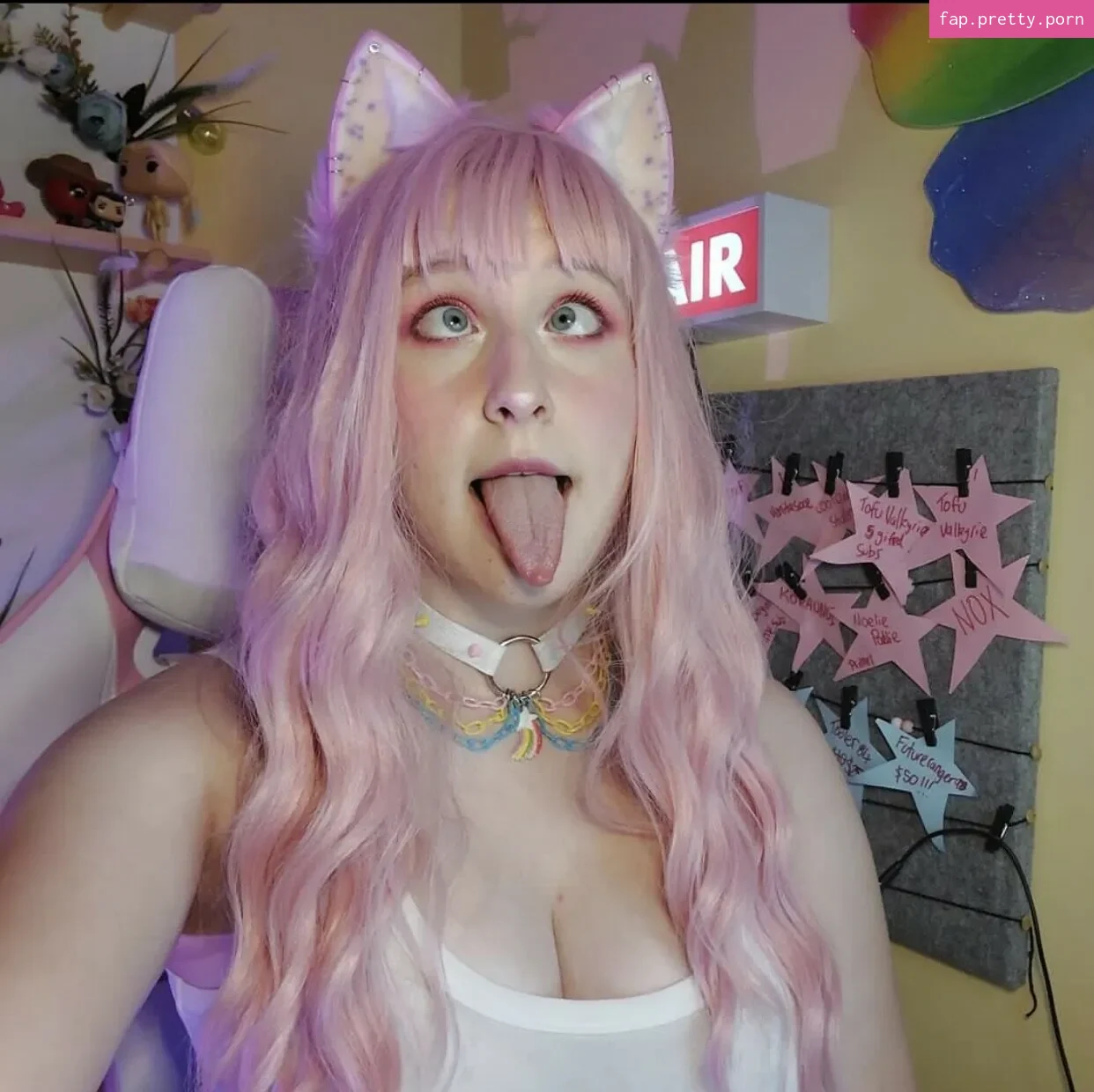 Lucyqueenofchaos - Photo #02