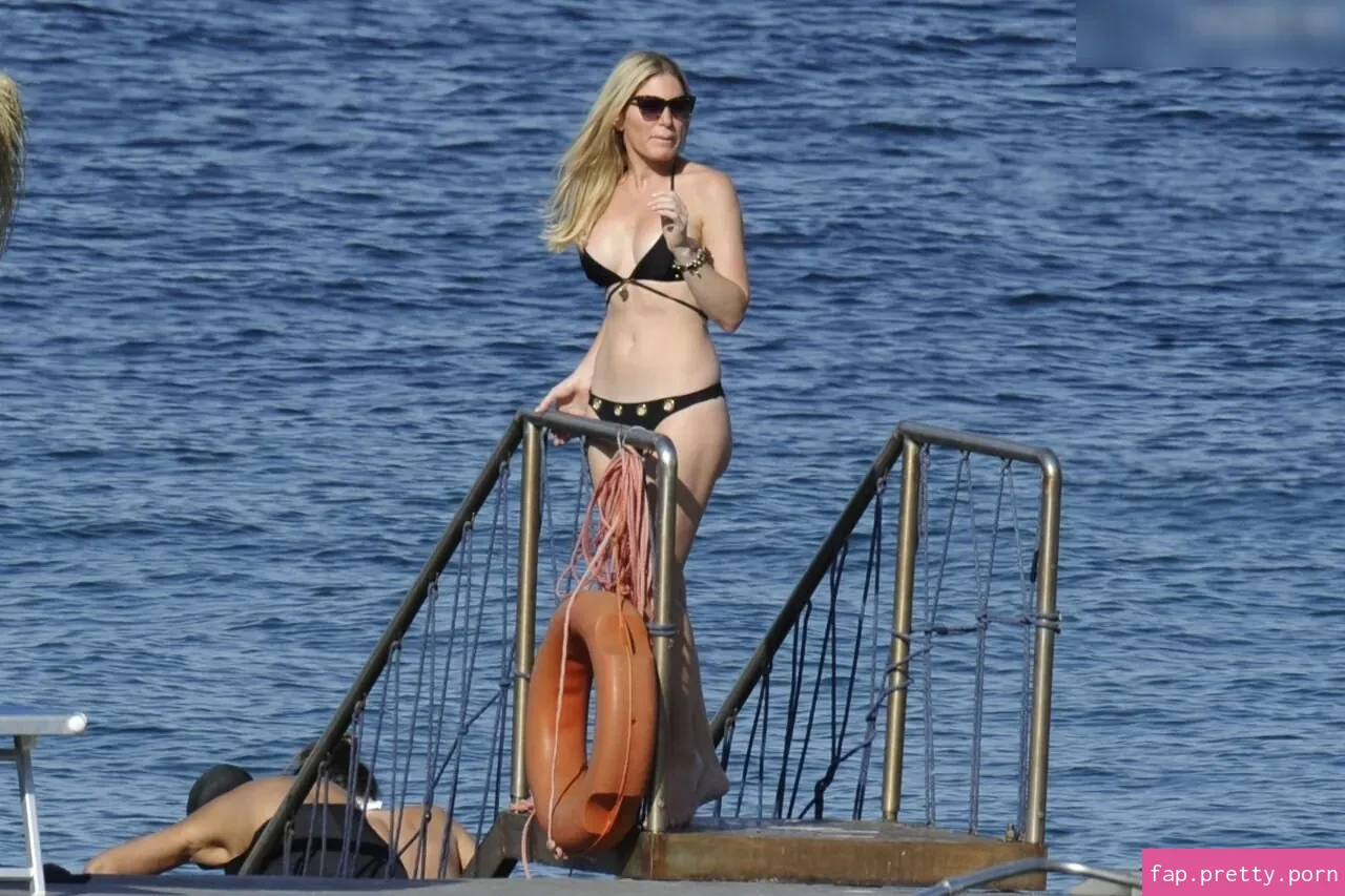 Lady Victoria Hervey - Photo #93