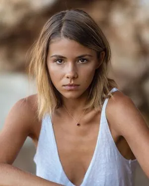 Lotte Weissbach content