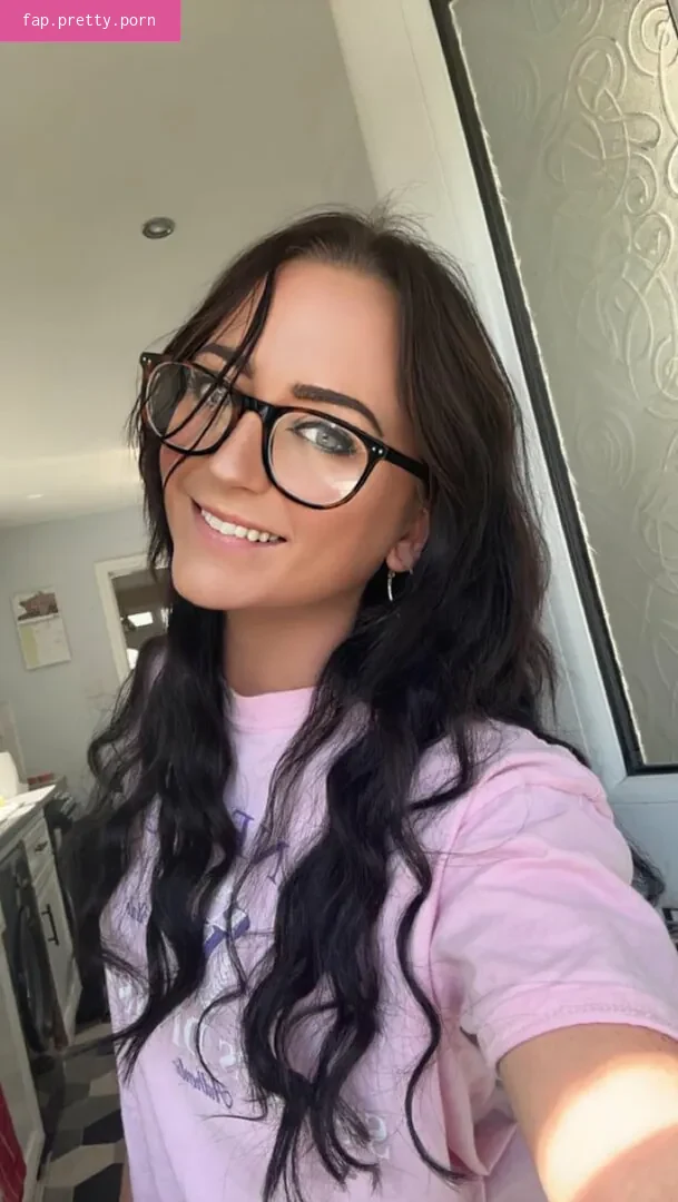 LittleSam_xx - Photo #06