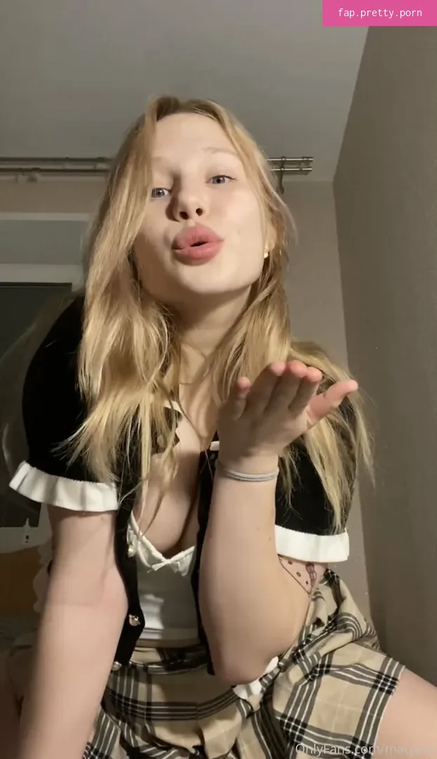 macjulia - Photo #03