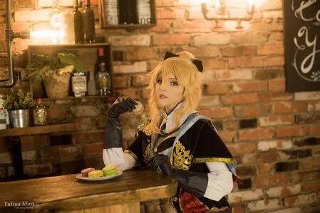 Mari_Aisu #