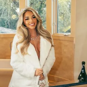 Maddie Benavidez content