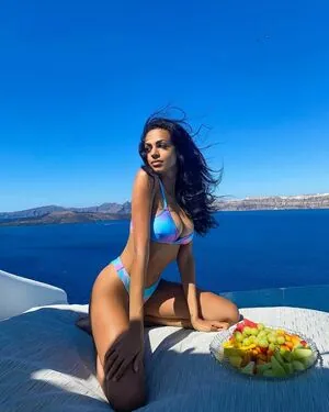 Michelle Bassetti content