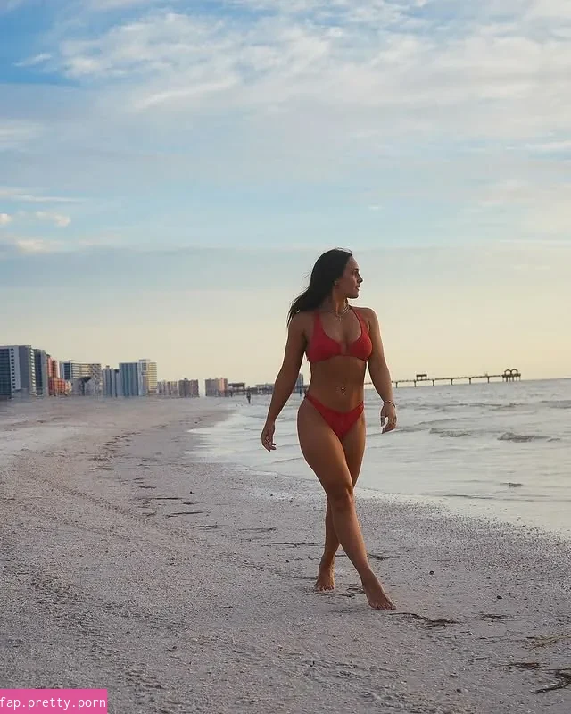 Mikala Bars - Photo #05