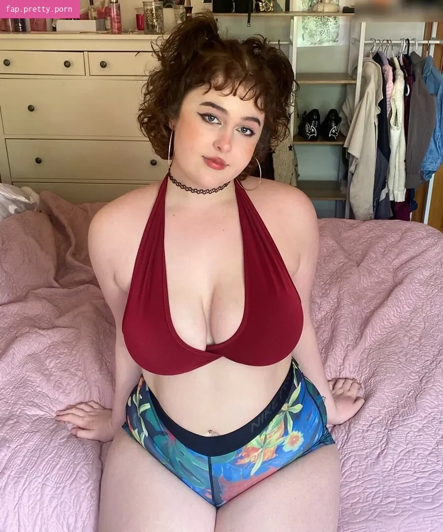 mila bloom - Photo #44