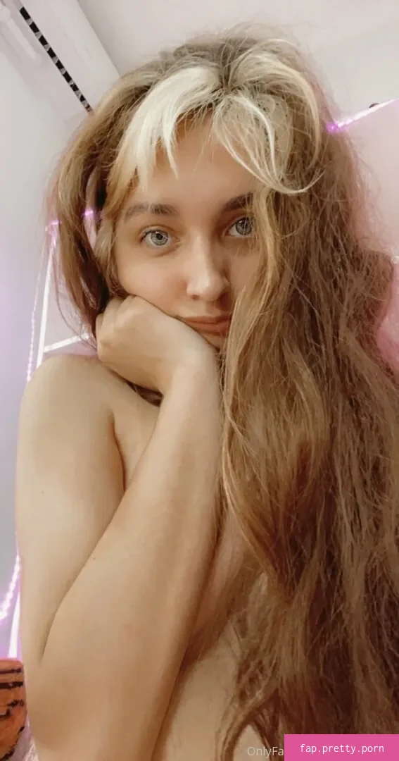 molly_bl0om - Photo #36