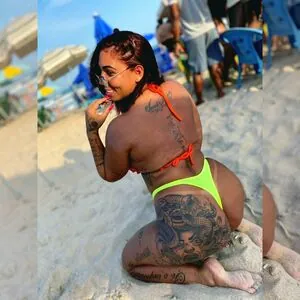 Mila Cristie content