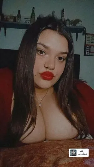 Michelle Echude / michelle.echudee ???????? content