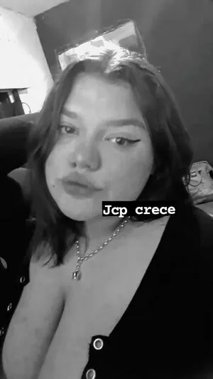 Michelle Echude / michelle.echudee ???????? content