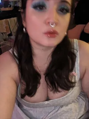 Magdalena Fernandez content