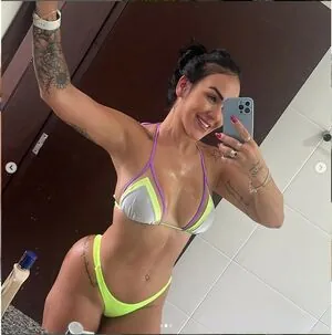 Mayara Franco content