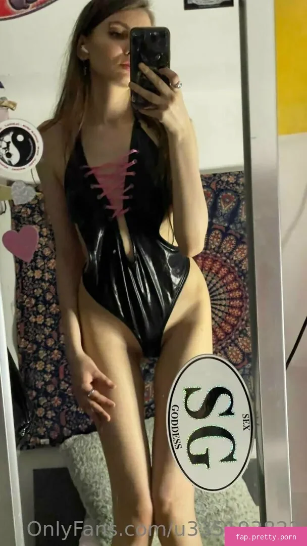 meganf.f - Photo #16