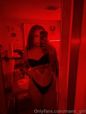 manic_girl content