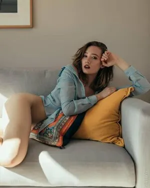 Maddie Harnish content