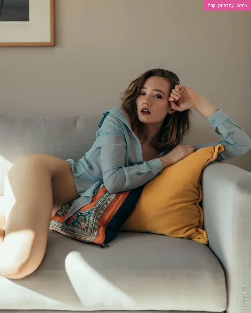 Maddie Harnish - Photo #01