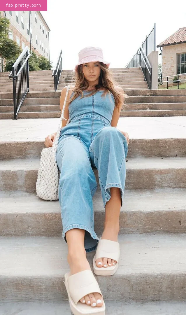 Maddie Henderson - Photo #14