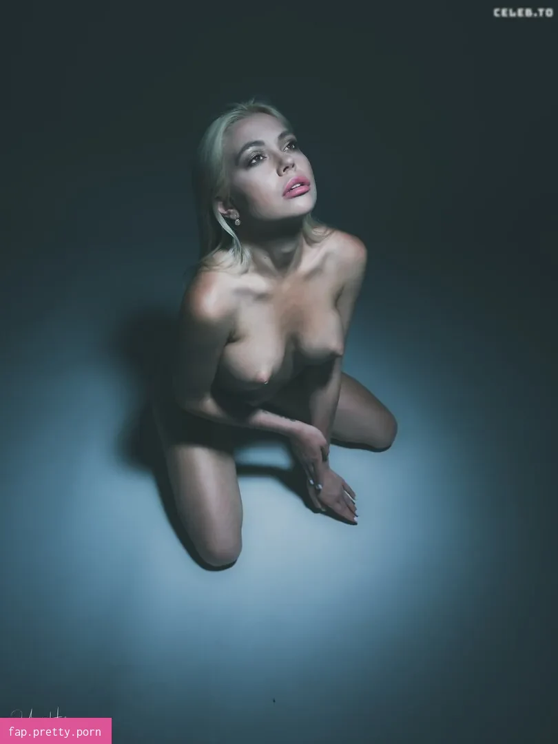 Margot Haievska - Photo #08