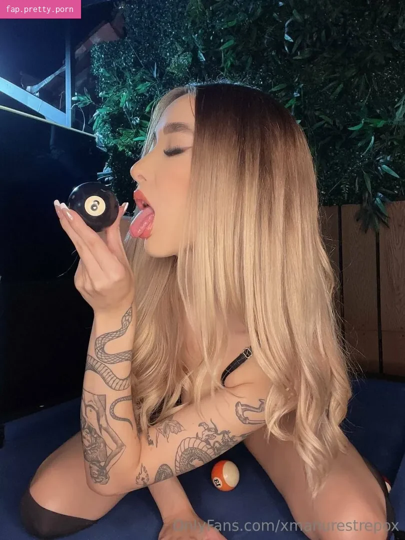 mileywhite - Photo #00