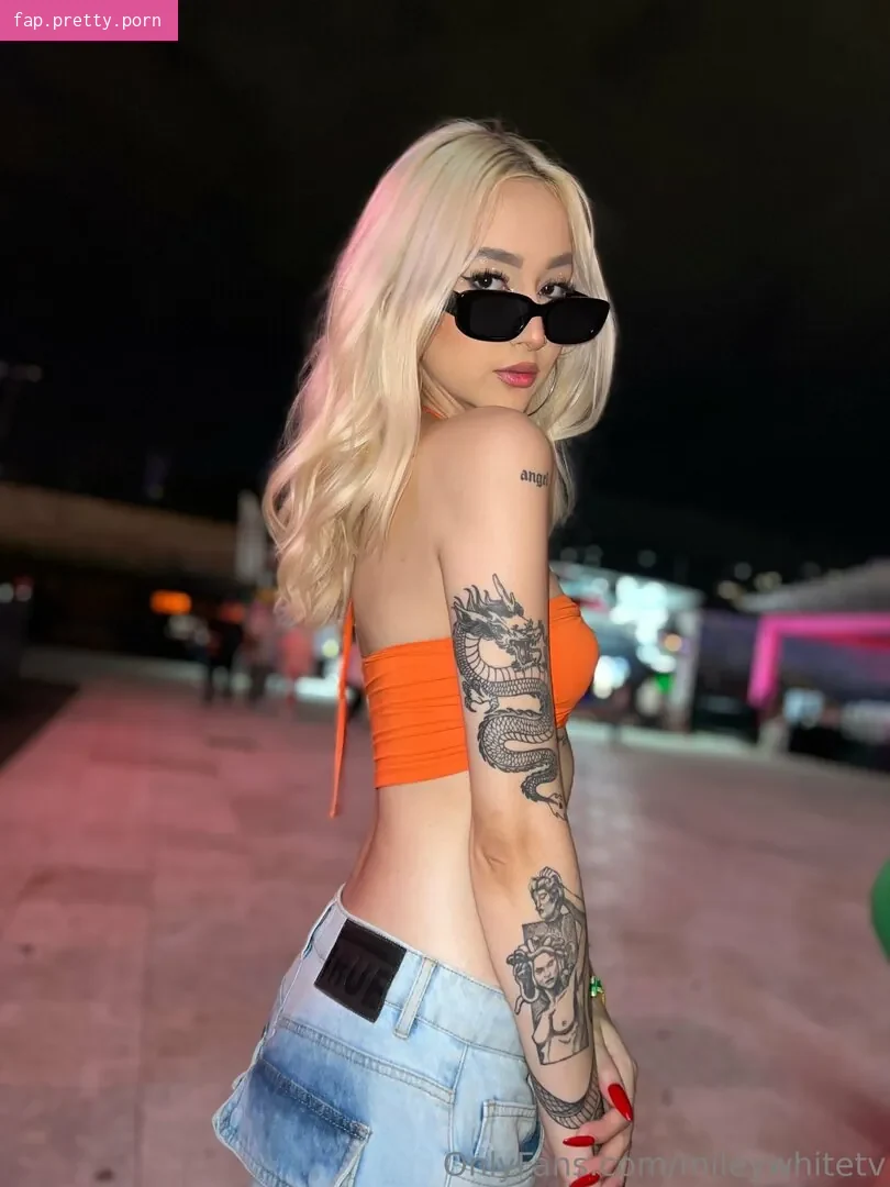 mileywhite - Photo #36