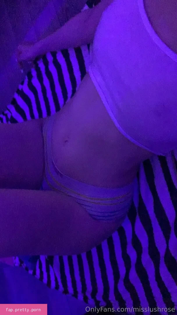 Misslushrose - Photo #82