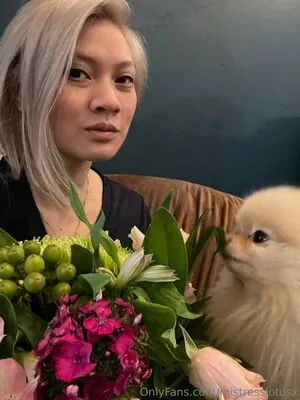 MistressLotusX content