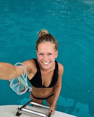 Melanie Kroll content