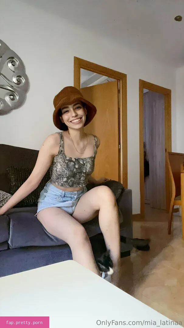 mia_latinaa - Photo #03