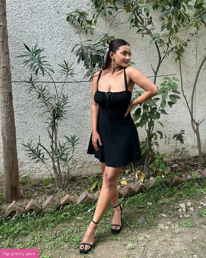 Mahi Mishra / mahimishra135 Nude Leaked OnlyFans Photo #28