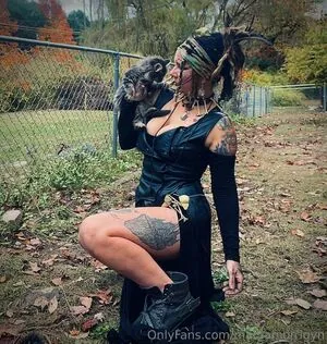 Mama Morrigyn content