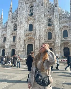 María Moreno content