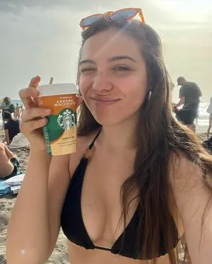 Malena Narvay content