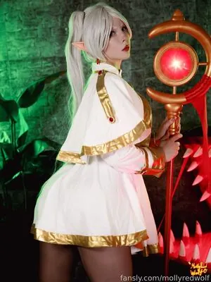 MollyRedWolf content