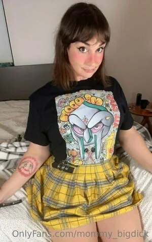 mommybigdickk content