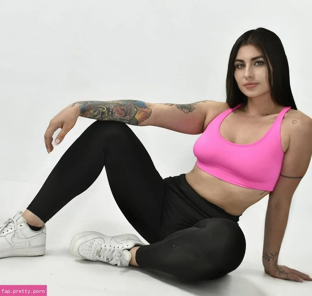 monirojas_oficial - Photo #14