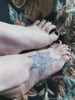 moremoiraxoxo content