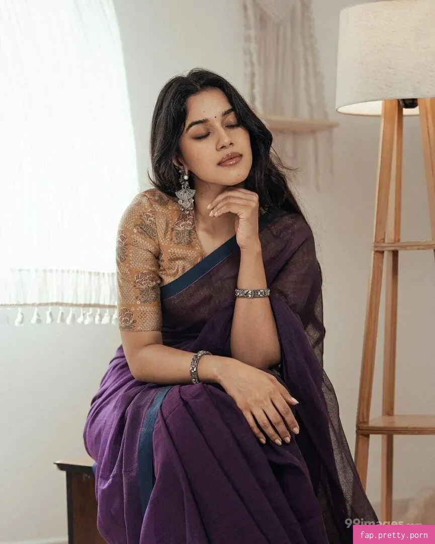 Mirnalini Ravi - Photo #52