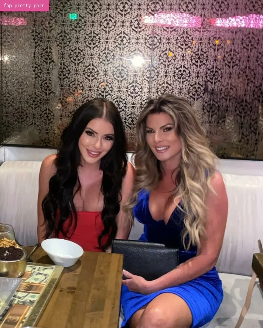 Madison Sinclair - Photo #33