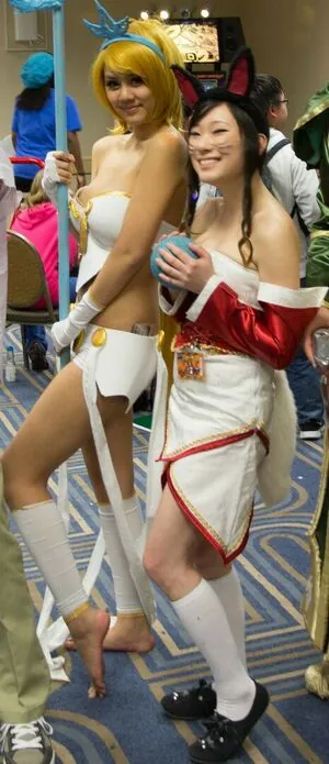 Marine Sivongsa content