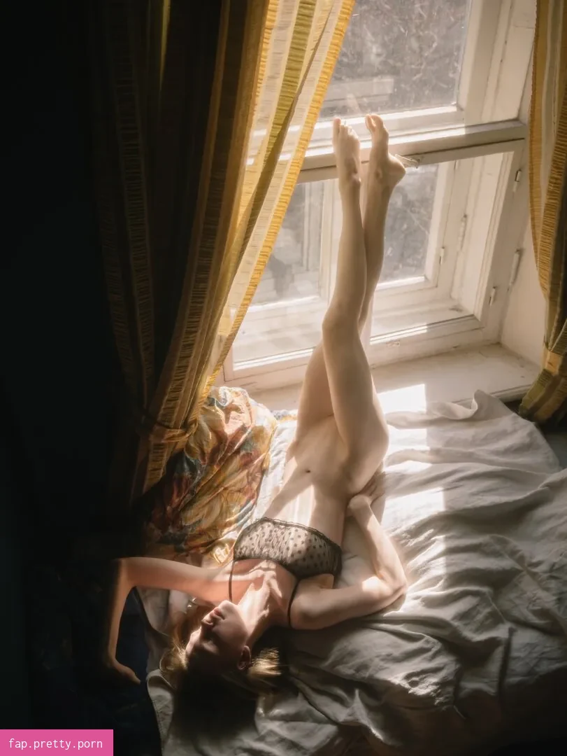 Milena Shilova - Photo #05