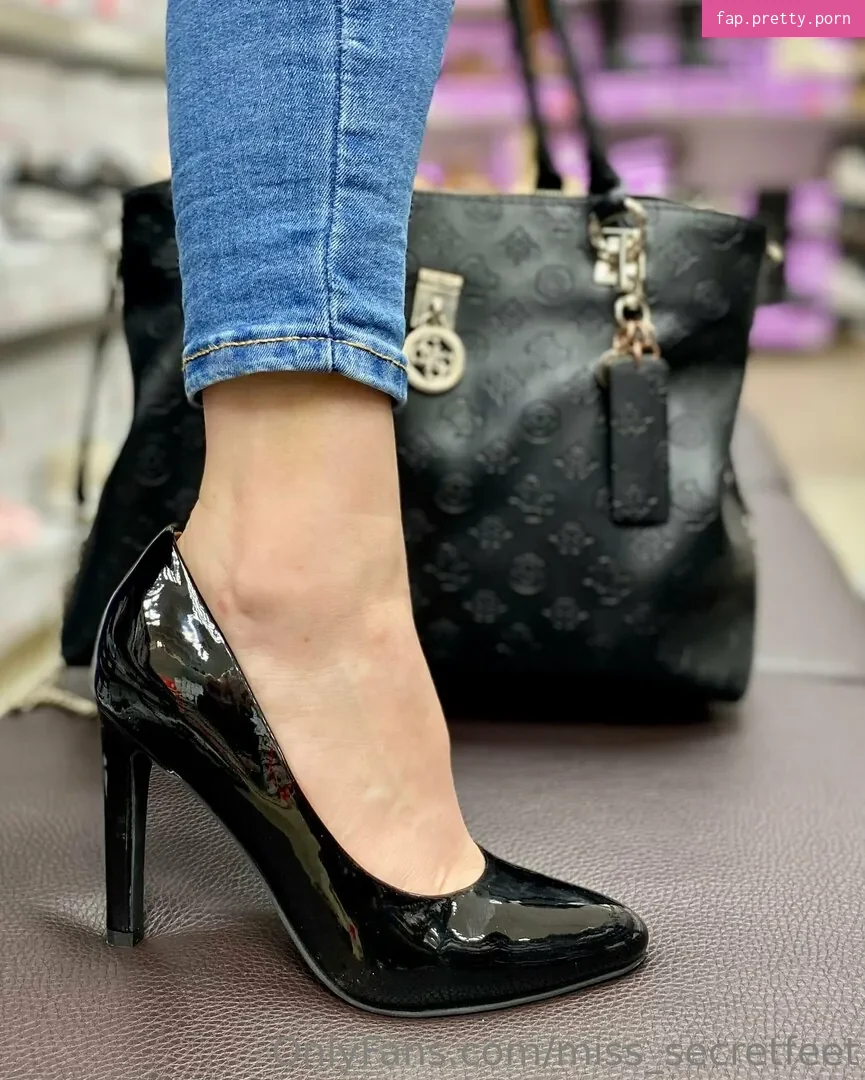 miss_secretfeet - Photo #07