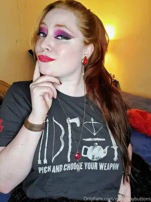 mspoppybuttons content