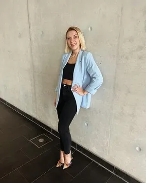 Marie-Therese Helmschmied content