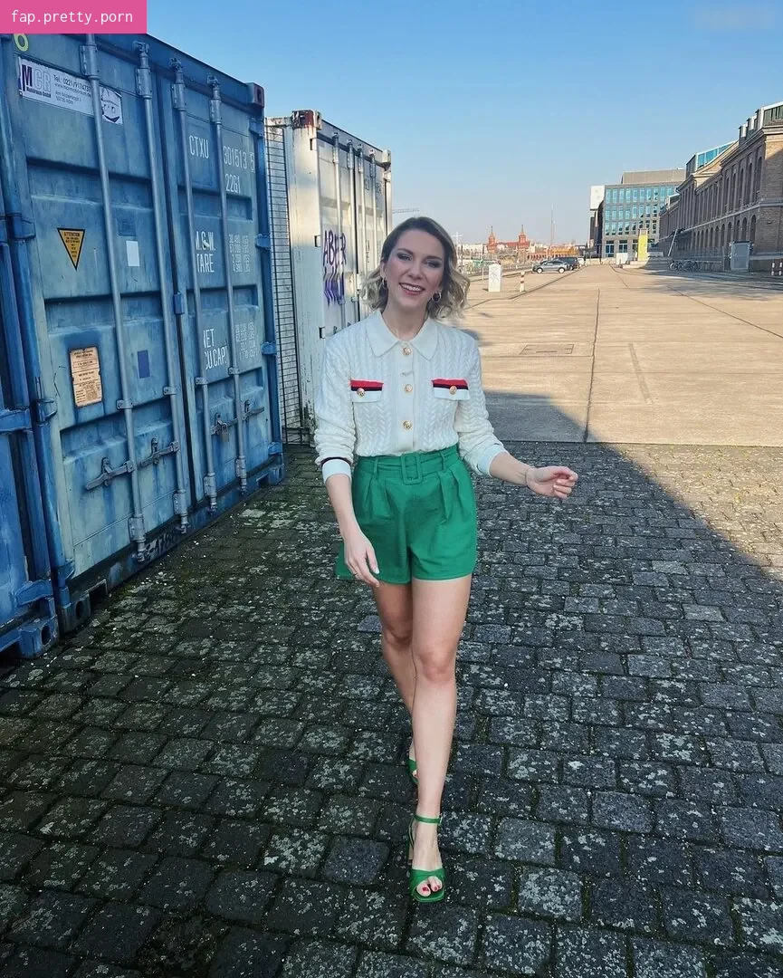 Marie-Therese Helmschmied - Photo #13