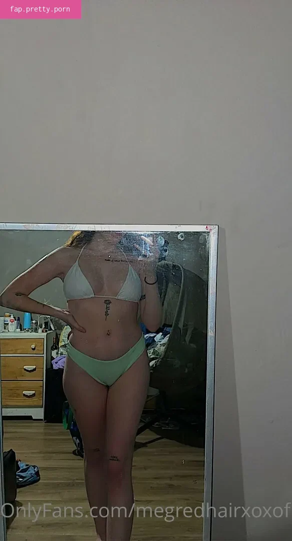 megredhairxoxo_tease - Photo #06