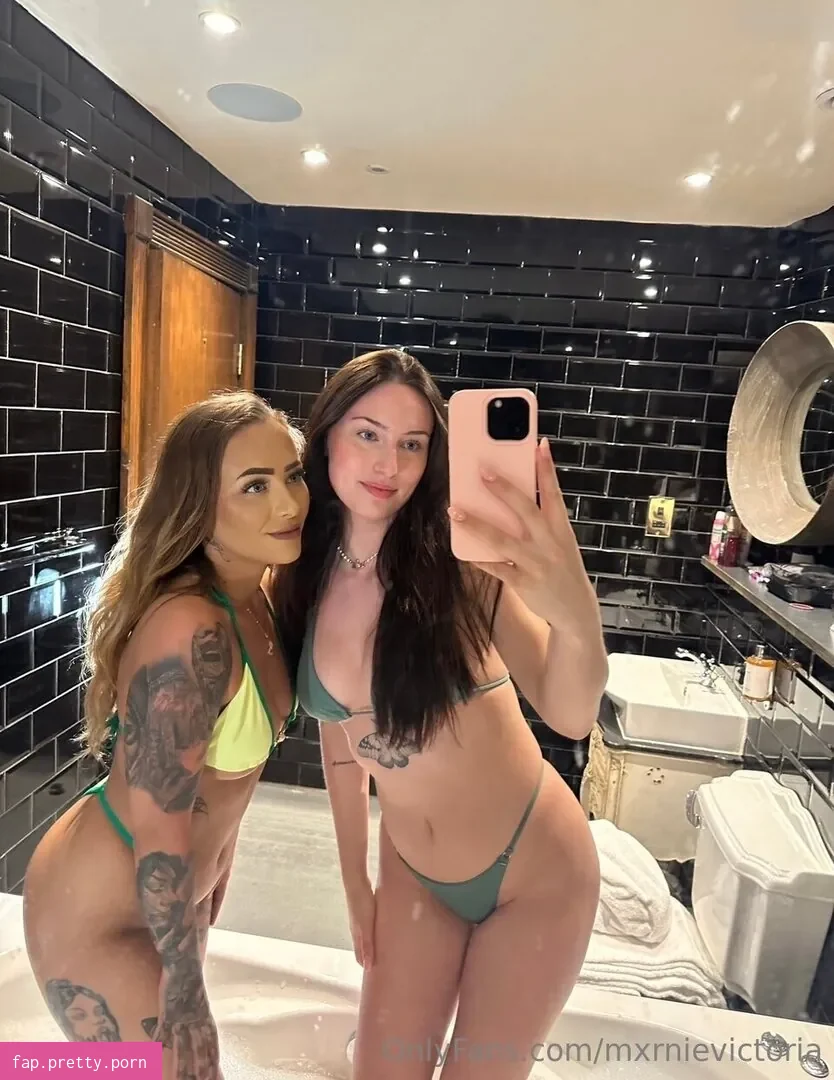 Marnie Victoria - Photo #44